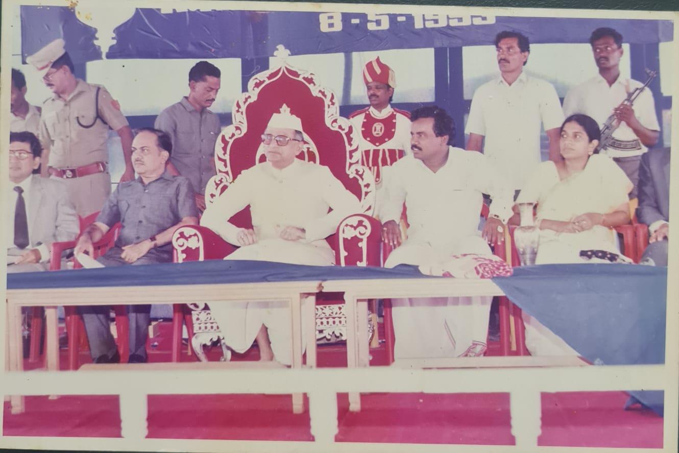 drdhanapal-bhishma-narayana-singh-governor.jpg